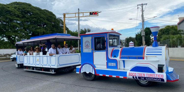 Santiago promueve su Tren Turístico con visita de tour operadores de EE. UU