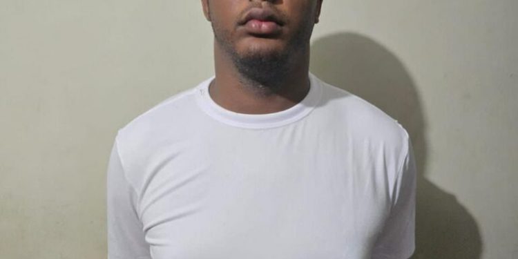 Apresan en Santiago a estafador de más de 10 personas con falsas promesas de visas y empleos en EE. UU.