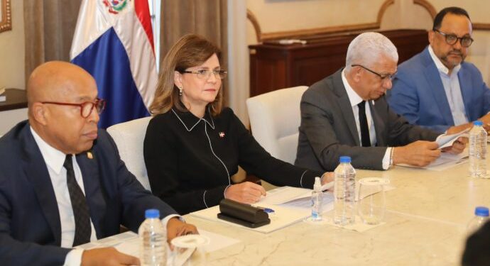 Vicepresidenta Raquel Peña en representación del presidente Luis Abinader, preside Consejo Nacional de la Magistratura