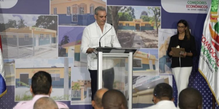 Abinader inaugura 13 nuevos comedores económicos en comunidades vulnerables del país