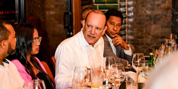 Ulises Rodríguez: autoexamen y ratificación de principios aseguran fortaleza del PRM