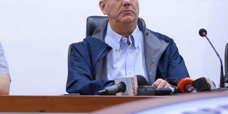 Presidente Abinader llama a la ciudadanía a seguir las recomendaciones oficiales y mantenerse atenta a los informes