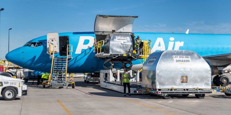 Operaciones del Amazon Air Cargo en República Dominicana "no tiene nada que ver con paquetería"