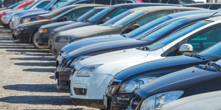Un 64 % de autos importados en República Dominicana está subvaluados