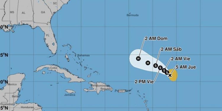 Tormenta tropical Humberto podría convertirse en huracán durante el fin de semana