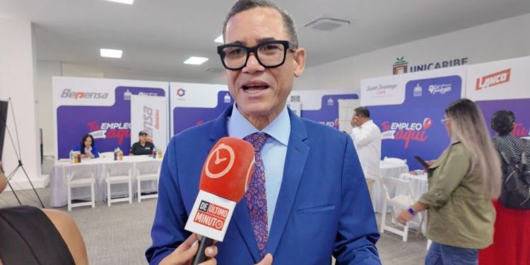 Eddy Olivares: “En el Ministerio de Trabajo ahora somos los buscadores de empleo”