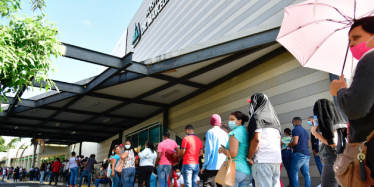 Apresan hombre que intentó robar en el Hospital Marcelino Vélez