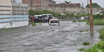 Primer ministro de Jamaica declara el país como "zona catastrófica" por efectos de huracán Melissa