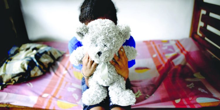 Investigan red de prostitución infantil en Santiago