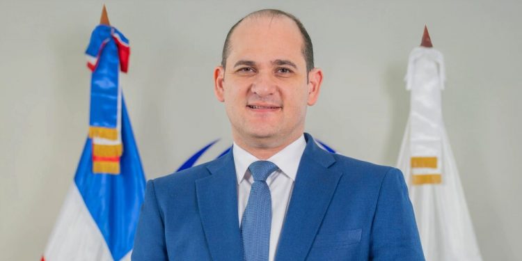 Director del Inabie asegura que más del 70% de los estudiantes ha recibido los kits escolares