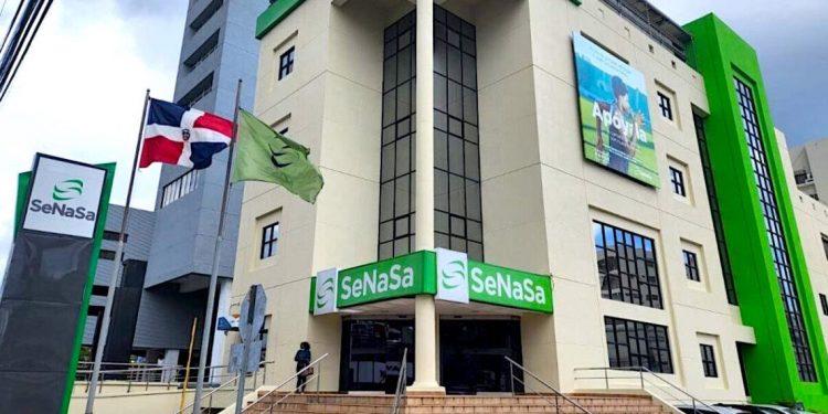 Otro millonario contrato por cápita subsidiado en SeNaSa, en medio de escándalo