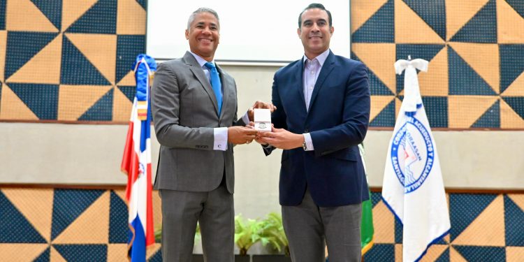 Coraasan y Utesa aúnan esfuerzos para multiplicar el mensaje del uso y cuidado del agua