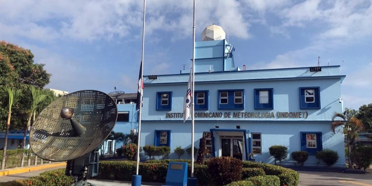 Indomet informa onda tropical provocarán lluvias y tronadas en varias provincias del país