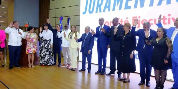 Luis Pérez Novas asume presidencia del CDP y promete recuperar lo que pertenece a los periodistas dominicanos