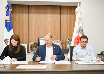Acuerdo entre Alcaldía y Santiago Center abarca solución del drenaje pluvial en la Juan Pablo Duarte