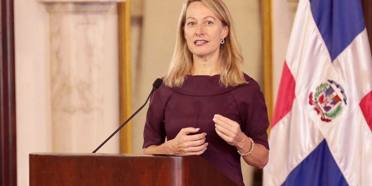 Gobierno de RD y DEA investigan caso ex asesor de zonas francas