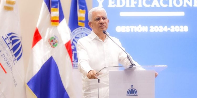 Ricardo de los Santos "inauguración de centros UASD e ITLA en Cotuí marcan un hito en la provincia"