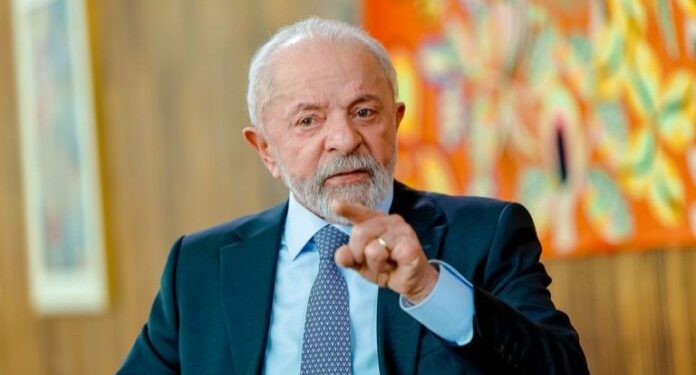 Lula llega a Indonesia para gira por el Sudeste Asiático y posible encuentro con Trump