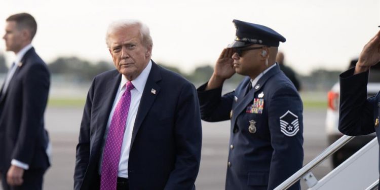 La crisis entre EE. UU. y Venezuela, una inusual escalada a cámara lenta