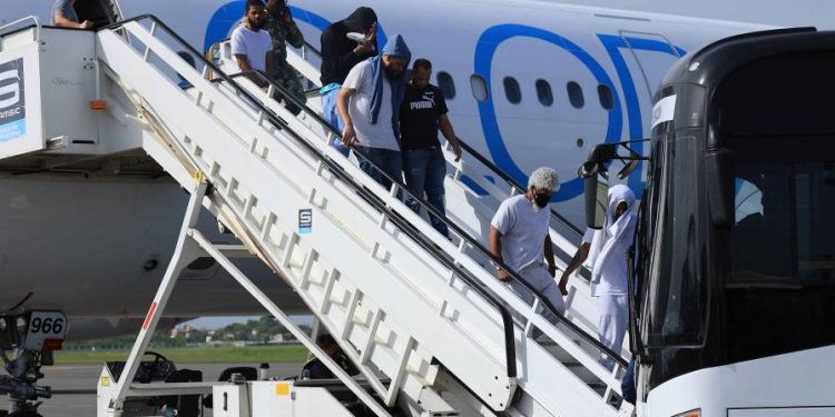 Trump ha deportado más dominicanos en ocho meses de su segundo mandato que los que deportó en 2017