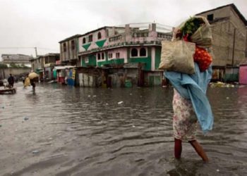 Un muerto y dos heridos graves en Haití por los efectos de la tormenta tropical Melissa