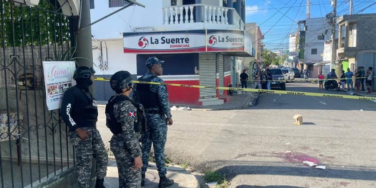 Balacera durante teteo que se extendió hasta la mañana en Santiago deja dos muertos y varios heridos