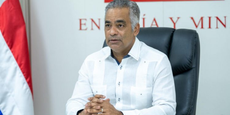 Ministerio de Energía y Minas impulsa medidas de ahorro energético en instituciones públicas