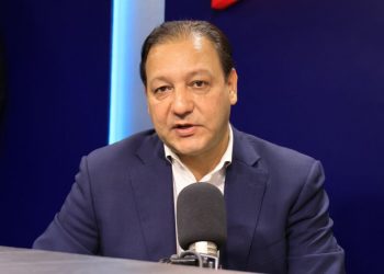 Abel Martínez busca levantar embargos en sus cuentas personales por deudas del Ayuntamiento de Santiago