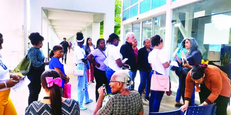 Suspensión de servicios del Incart podría durar 48 horas