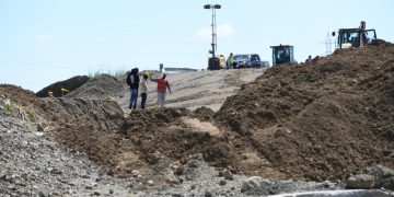 Osiris de León afirma errores de diseño y materiales influyeron en colapso Circunvalación de Baní