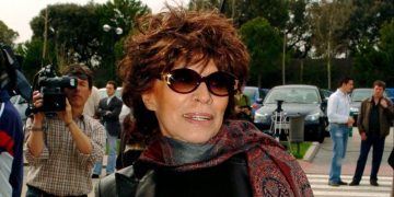 Policía investiga la muerte por estrangulamiento de la cantante Encarnita Polo