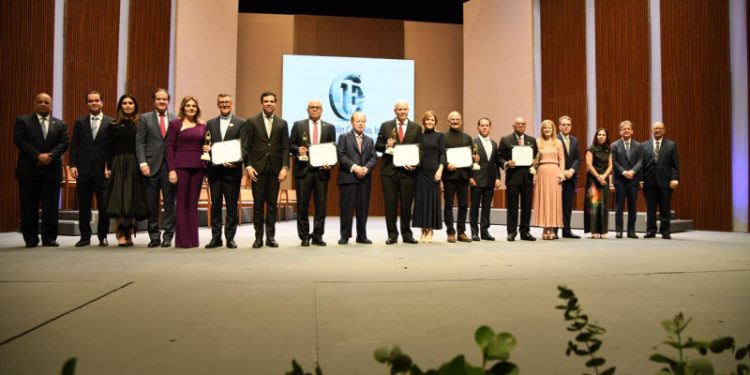 Entregan Premios Fundación Corripio 2025