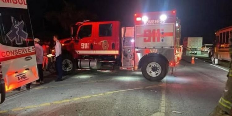Tres alemanes están heridos de gravedad tras accidente en el Boulevard Turístico del Este