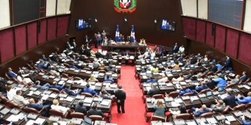 Diputados respaldan cambios en ETED y Opret tras apagón general