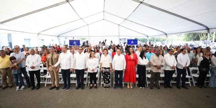 Raquel Peña moviliza más de 30 entidades gubernamentales para jornada de servicios gratuitos a la ciudadanía, junto al Gabinete de la Familia