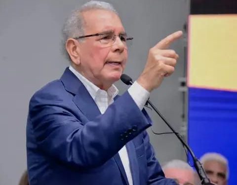 Danilo “inauguró” una cárcel inconclusa y llena de fallas: versiones oficiales desmontan su afirmación