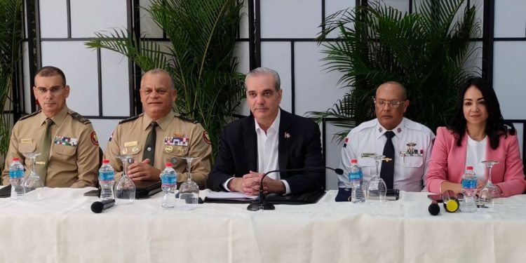 Abinader encabeza reunión de seguimiento al Plan de Seguridad Ciudadana