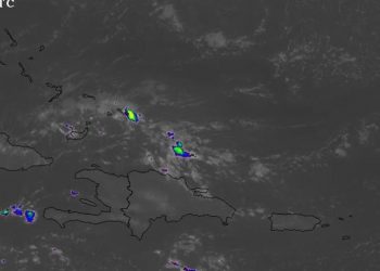 Chubascos dispersos en varias provincias este viernes por el viento del noreste