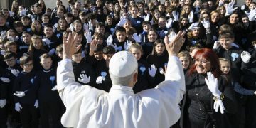 León XIV pide que los cristianos en zonas de guerra sean "semilla de paz y reconciliación"
