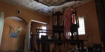 Barahona siente los daños de Melissa; comunitarios pierden hasta la esperanza