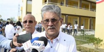 Director de Educación en Santiago aclara muerte de estudiante y señala bandas en el entorno