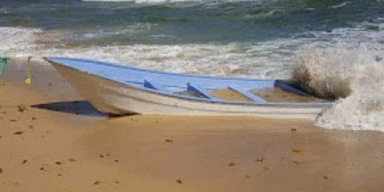 Vigilancia marítima y temor a deportaciones reducen salidas en yola hacia Puerto Rico