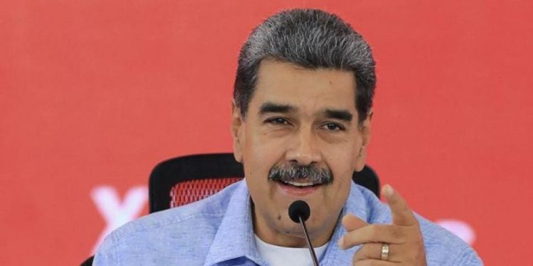 Veterano de EEUU que evacuó María Corina Machado dice es difícil sacar a Maduro vivo de Venezuela