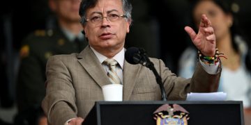 Petro denuncia que ataques de EEUU en el Caribe son un "delito de lesa humanidad"