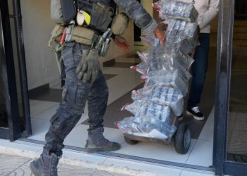 Confiscan 114 paquetes de cocaína en Bani