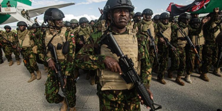 Llegan 230 polícias kenianos para la lucha contra los pandilleros