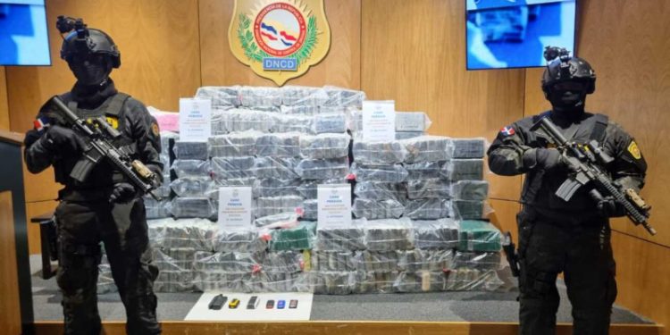 República Dominicana lidera lucha contra el narco en la región con sólido apoyo de EE.UU.