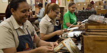 Zonas francas alcanzan los 200 mil empleos directos; el 50% están en el Cibao