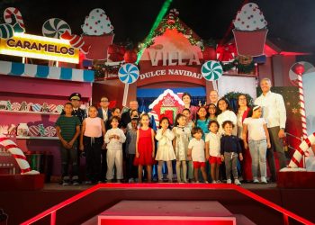 Raquel Peña activa las luces para el regreso de “Villa Navidad” a Santiago