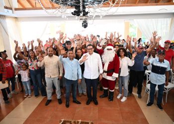 Senador Daniel Rivera celebra con éxito Navidad Santiaguera 2025